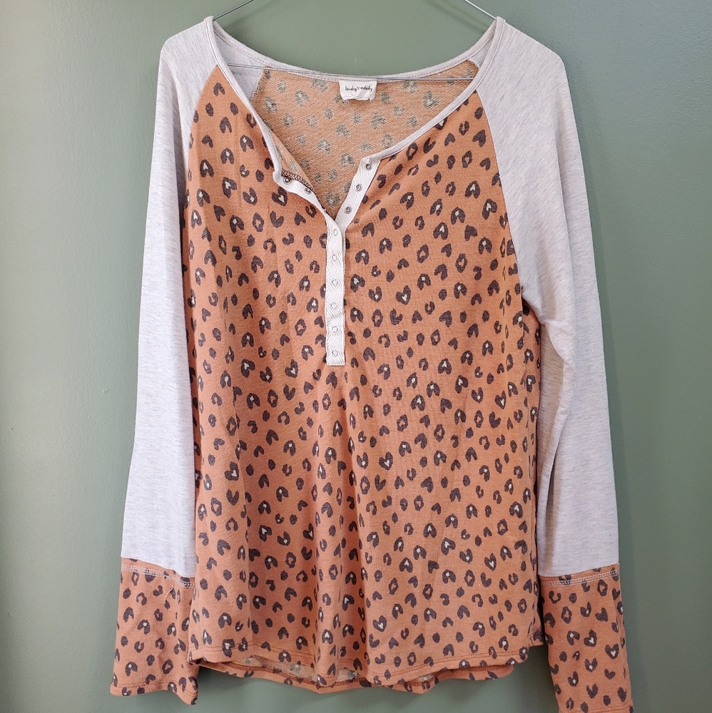 Love Melody Leapard Henly Top